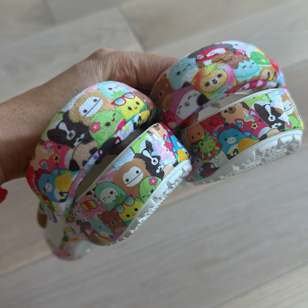 Squishmallows CROCS - Picture 6 of 7
